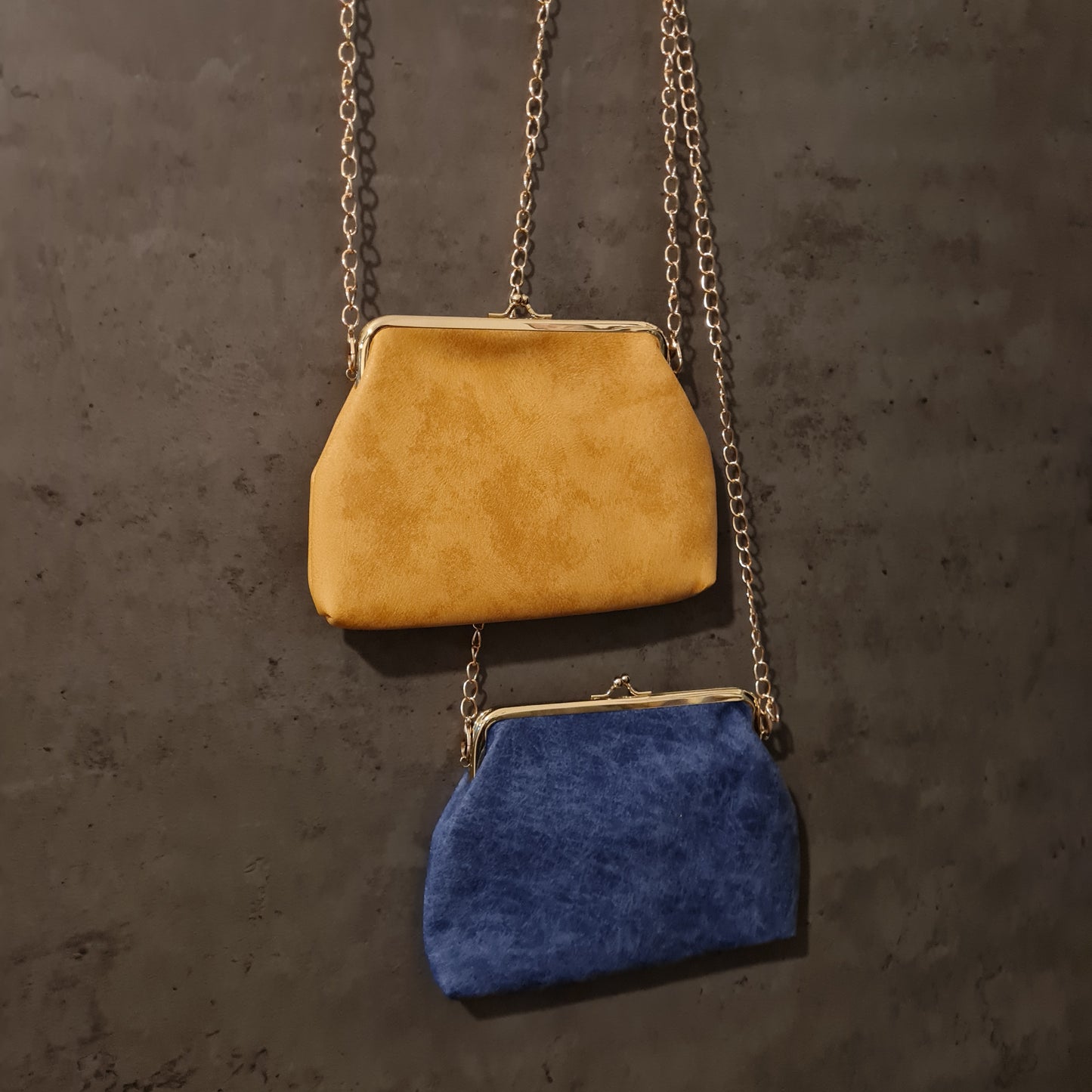 Clutch / Umhängetasche