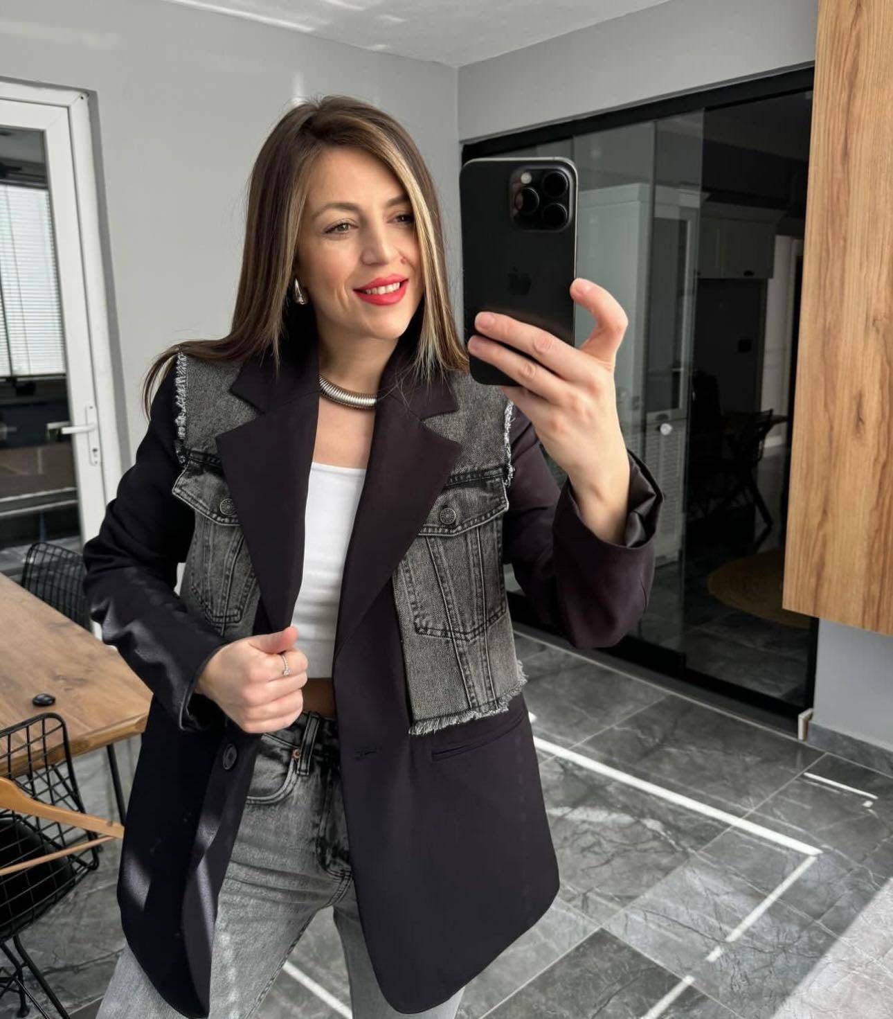 Blazerjacke mit Jeans