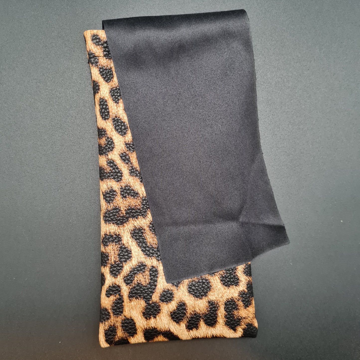 Leoparden-Brillenetui