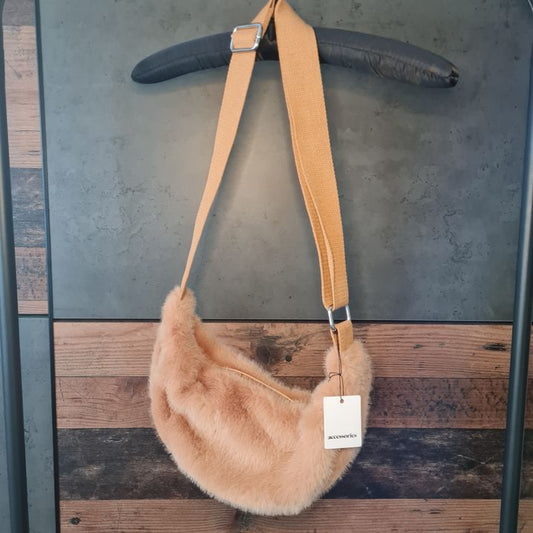 Flauschige Teddytasche