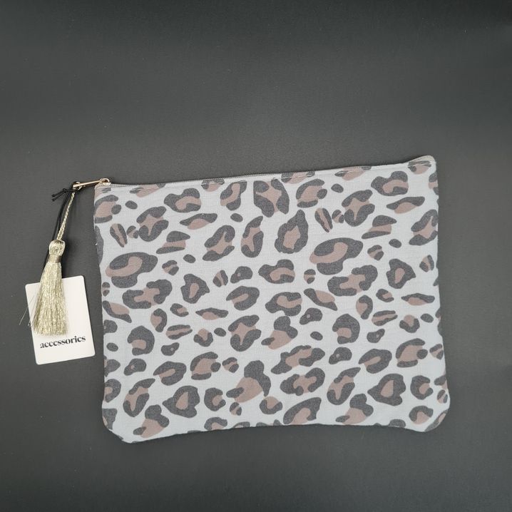 Kosmetiktasche mit Leopardenmuster